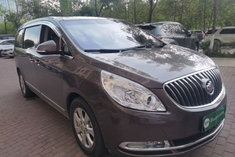 Used Buick GL8 2015 2.4L Luxury Business Premium Edition Front Right 45 Deg
