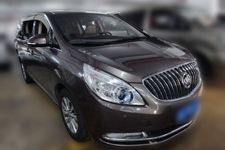 Used Buick GL8 2015 2.4L Luxury Business Premium Edition Front Right 45 Deg