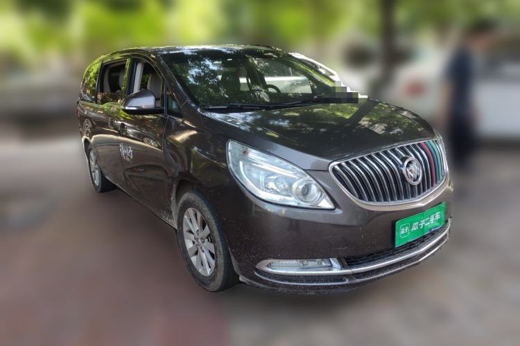 Used Buick GL8 2015 2.4L Luxury Business Premium Edition Front Right 45 Deg