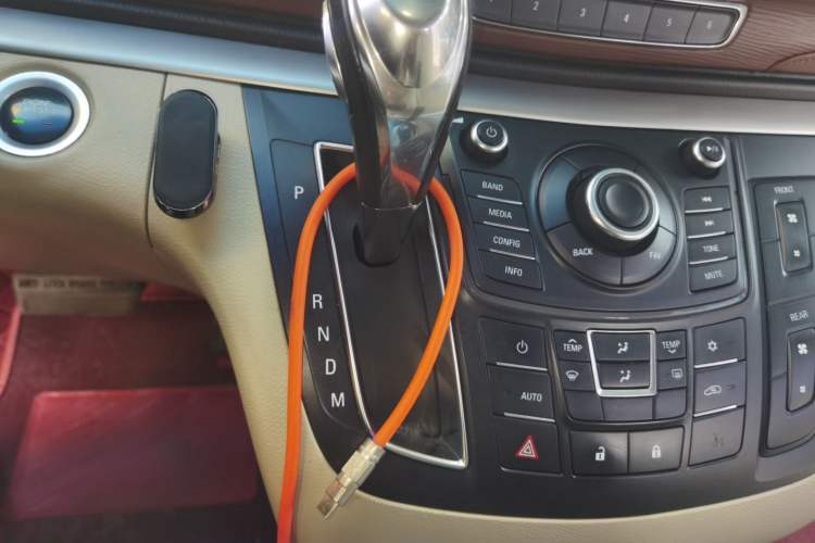 Used Buick GL8 2015 2.4L Luxury Business Premium Edition Gear Lever