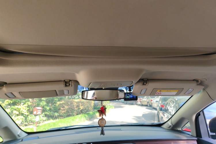 Used Buick GL8 2015 2.4L Luxury Business Premium Edition Headliner