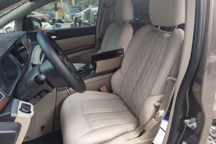 Used Buick GL8 2015 2.4L Luxury Business Premium Edition Left Front Seat