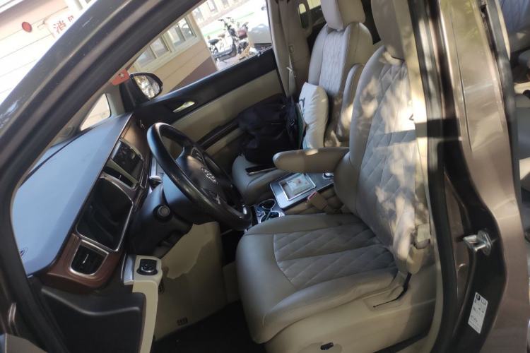 Used Buick GL8 2015 2.4L Luxury Business Premium Edition Left Front Seat