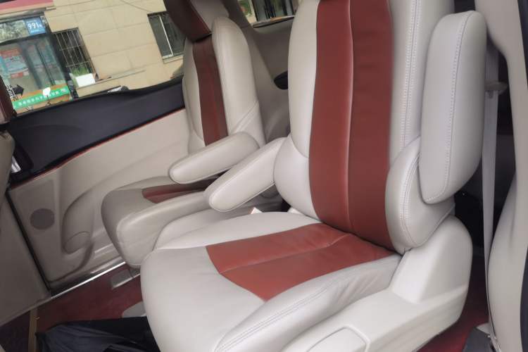 Used Buick GL8 2015 2.4L Luxury Business Premium Edition Left Rear Seat