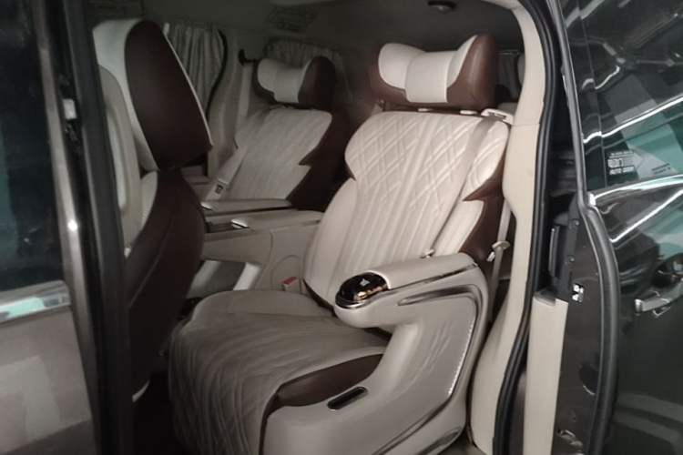 Used Buick GL8  Left Rear Seat