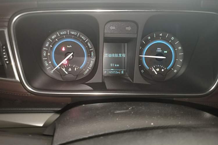 Used Buick GL8  Odometer Close Up