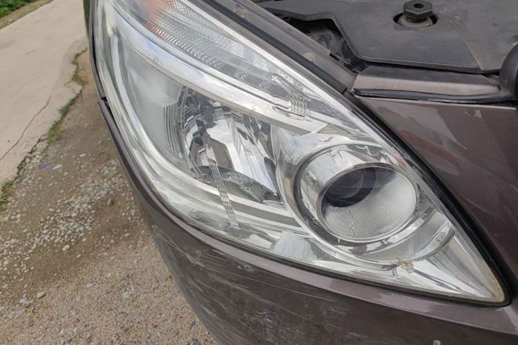 Used Buick GL8 2015 2.4L Luxury Business Premium Edition Right Front Headlight
