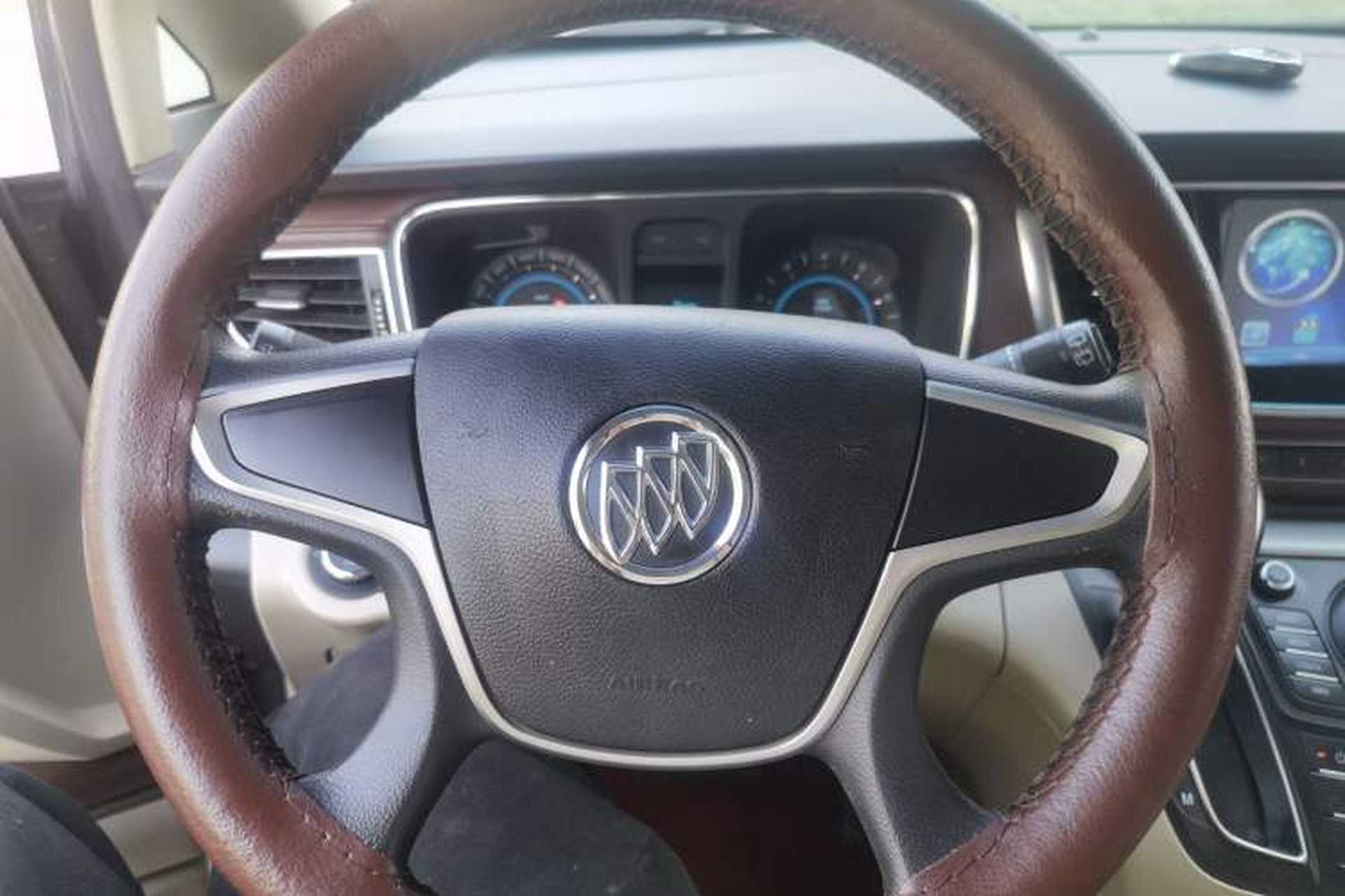 Used Buick GL8 2015 2.4L Luxury Business Premium Edition Steering Wheel