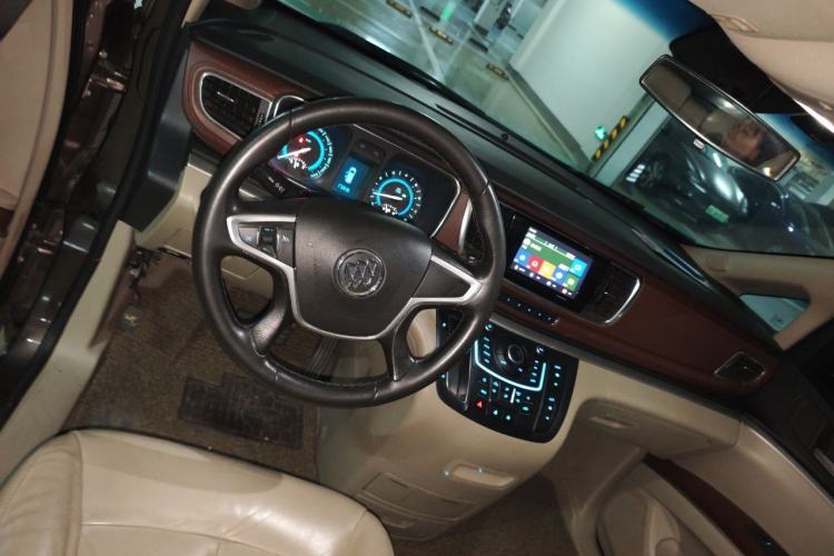 Used Buick GL8 2015 2.4L Luxury Business Premium Edition Steering Wheel