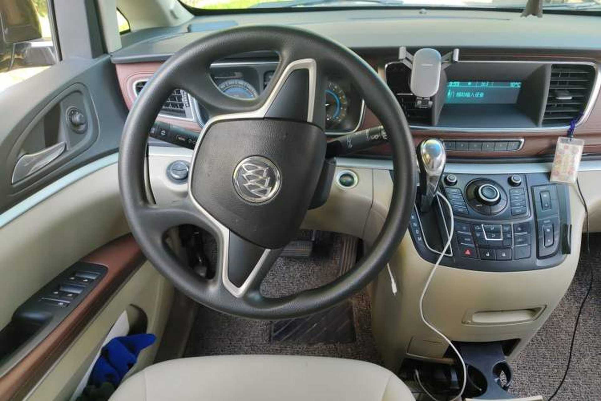 Used Buick GL8 2015 2.4L Luxury Business Premium Edition Steering Wheel