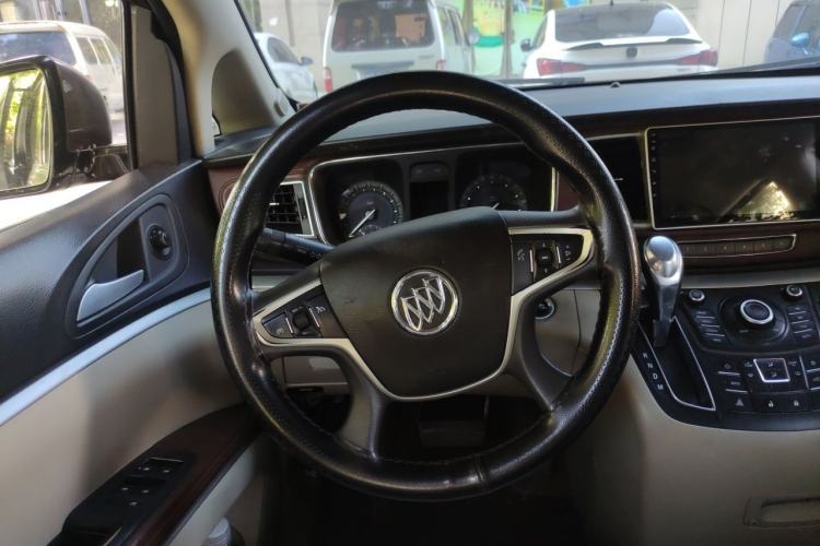 Used Buick GL8 2015 2.4L Luxury Business Premium Edition Steering Wheel