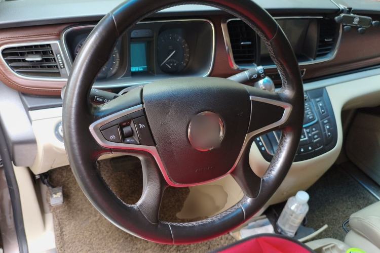 Used Buick GL8 2015 2.4L Luxury Business Premium Edition Steering Wheel