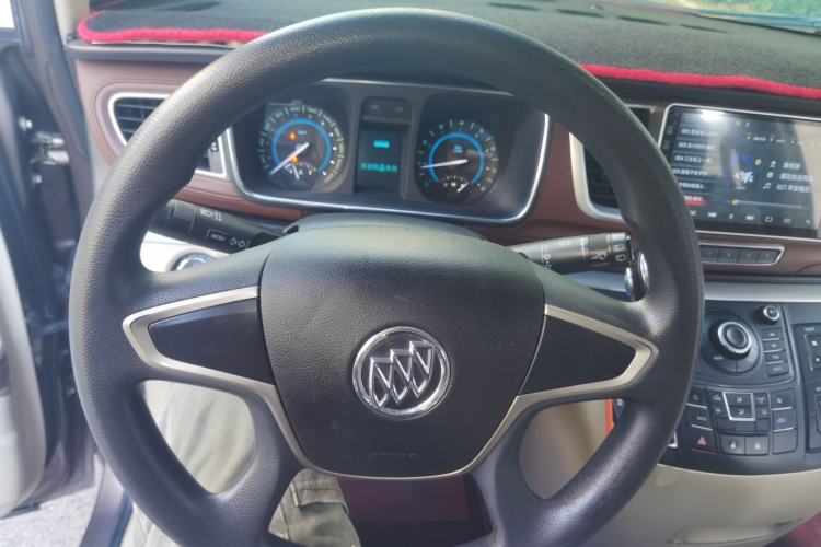 Used Buick GL8 2015 2.4L Luxury Business Premium Edition Steering Wheel