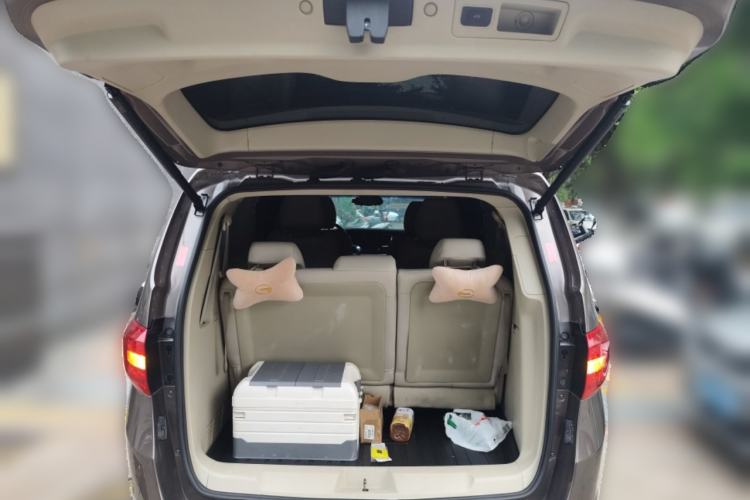 Used Buick GL8 2015 2.4L Luxury Business Premium Edition Trunk