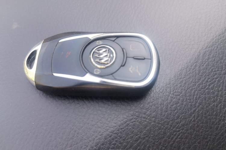 Used Buick GL8 2015 2.4L Luxury Business Premium Edition Vehicle Key