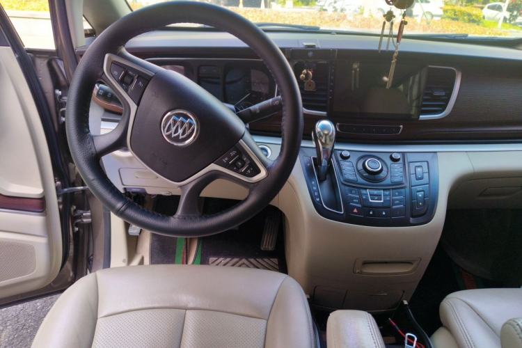 Used Buick GL8  Center Console