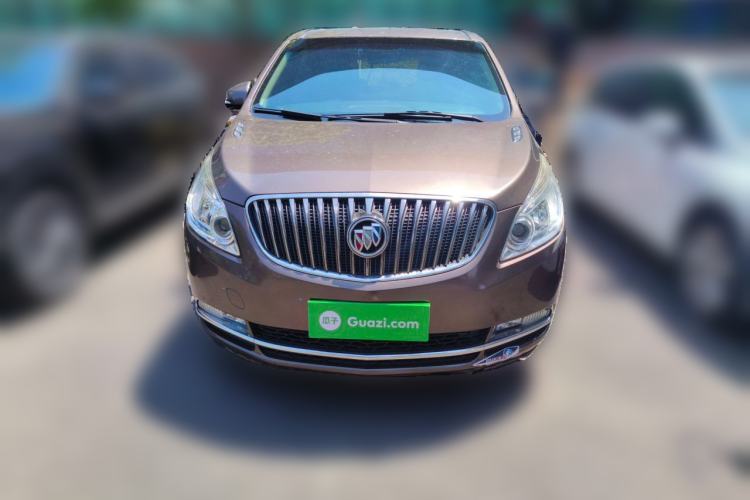 Used Buick GL8  Front