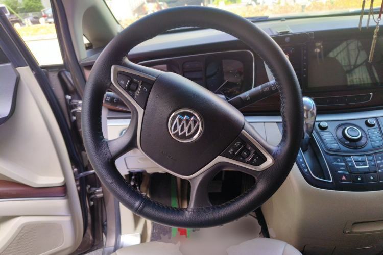 Used Buick GL8  Steering Wheel