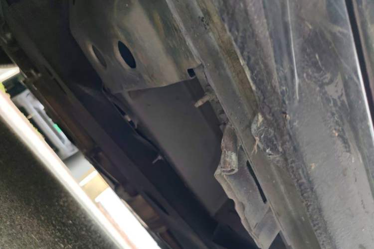 Used Buick GL8 2017 ES 28T Flagship Model China V Standard Chassis Front Left