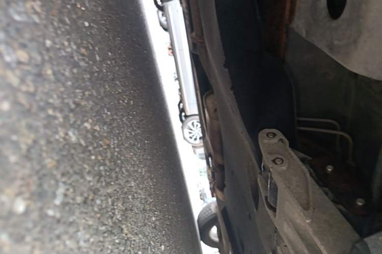 Used Buick GL8 2017 25S Comfort Version China V Standard Chassis Front Left