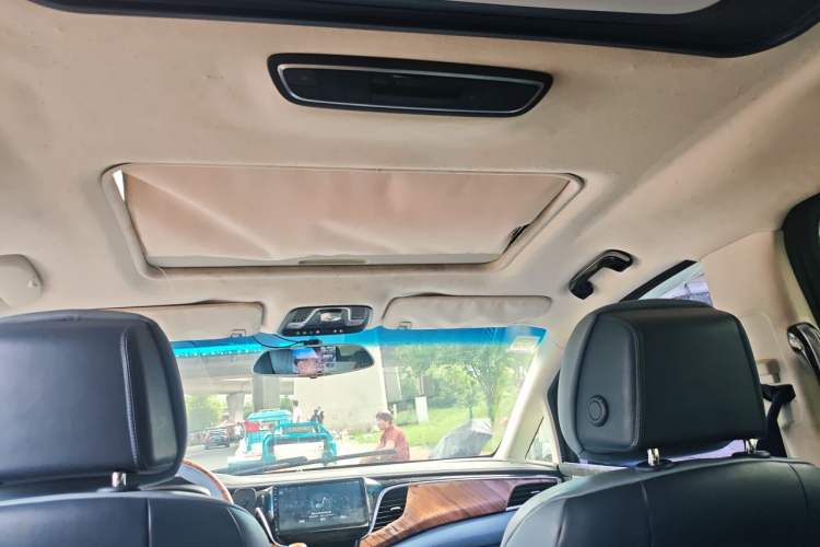 Used Buick GL8 2017 ES 28T Premium Version China V Standard Headliner