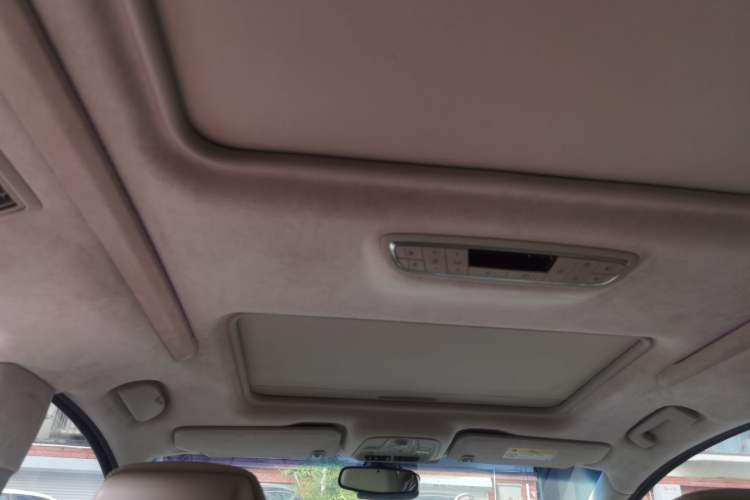 Used Buick GL8 2017 28T Avenir Avia National Emission Standard V Headliner