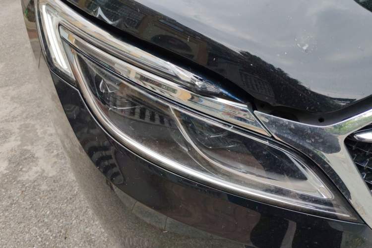 Used Buick GL8 2017 ES 28T Flagship Model China V Standard Right Front Headlight