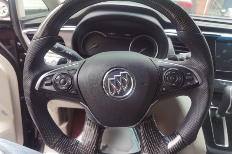 Used Buick GL8 2017 28T Avenir Avia National Emission Standard V Steering Wheel