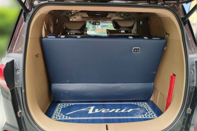 Used Buick GL8 2017 ES 28T Flagship Model China V Standard Trunk