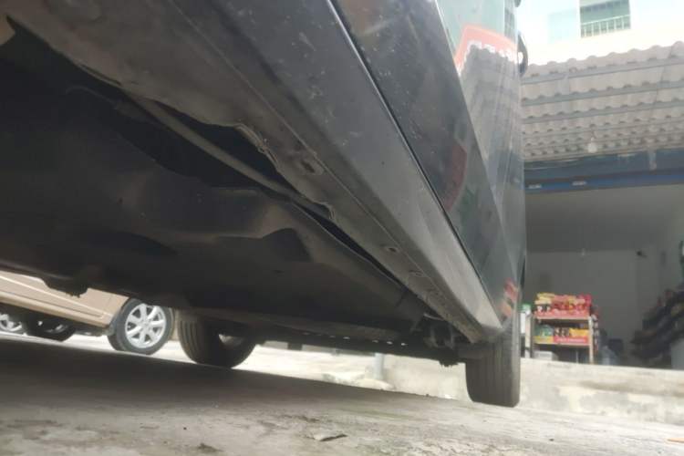 Used Buick GL8 2017 25S Comfort Version China V Standard Chassis Front Left