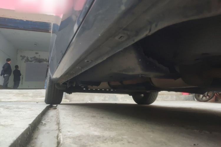 Used Buick GL8 2017 25S Comfort Version China V Standard Chassis Front Right