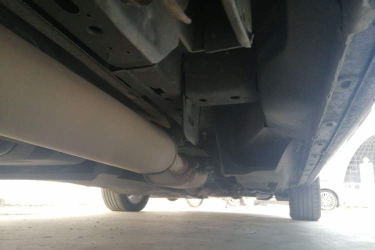 Used Buick GL8 2017 25S Prestige Version China V Standard Chassis Rear Right