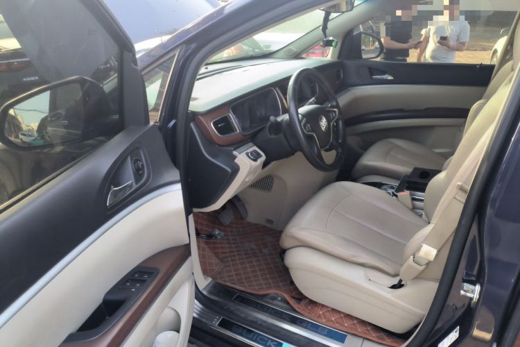 Used Buick GL8 2017 25S Comfort Version China V Standard Driver Seat