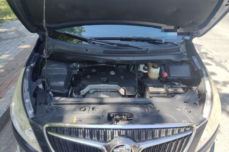Used Buick GL8 2017 25S Comfort Version China V Standard Engine Bay