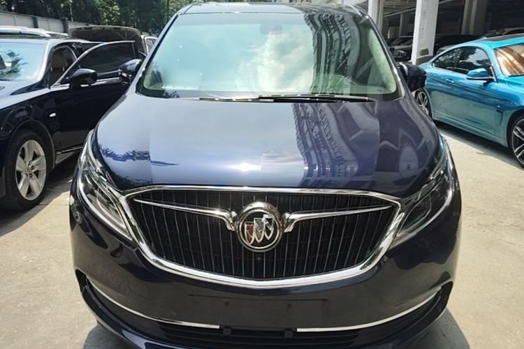 Used Buick GL8 2017 ES 28T Luxury Model China V Standard Front