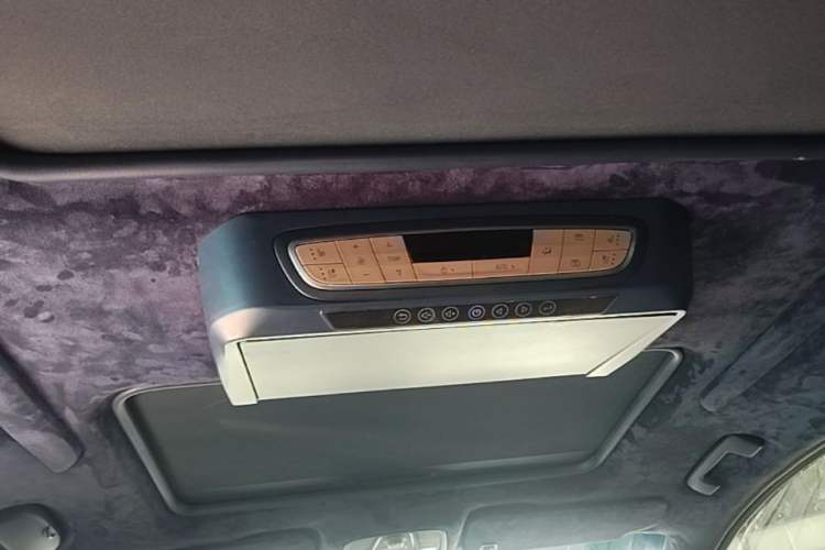 Used Buick GL8 2017 ES 28T Luxury Model China V Standard Headliner