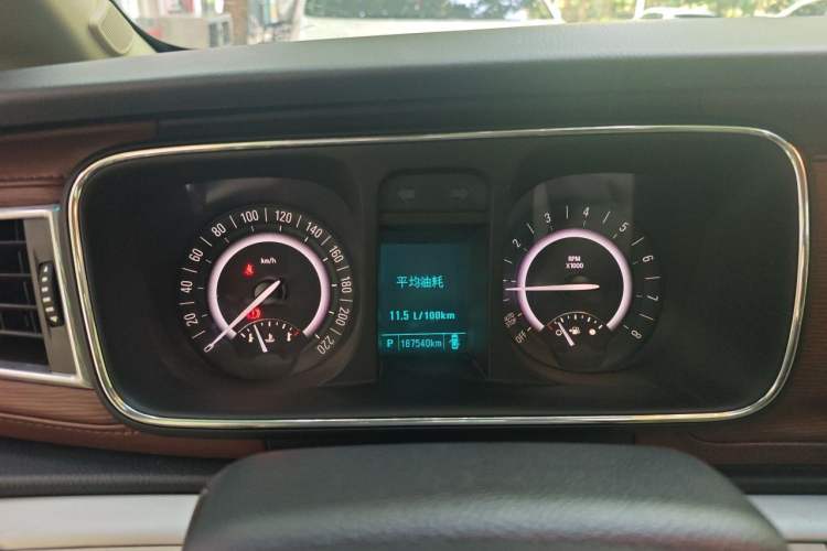 Used Buick GL8 2017 25S Prestige Version China V Standard Instrument Cluster