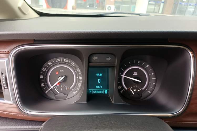 Used Buick GL8 2017 25S Prestige Version China V Standard Instrument Cluster