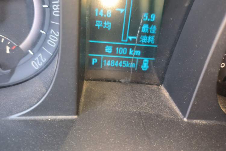 Used Buick GL8 2017 25S Comfort Version China V Standard Odometer Close Up