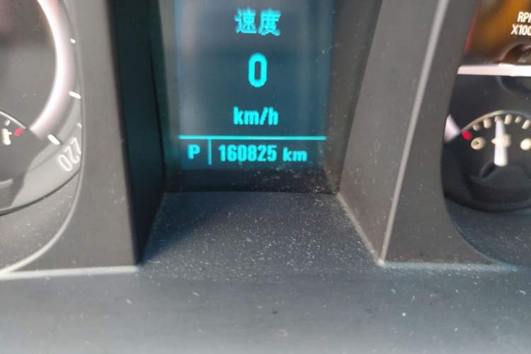 Used Buick GL8 2017 25S Luxury Version China V Standard Odometer Close Up