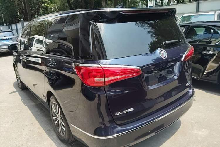 Used Buick GL8 2017 ES 28T Luxury Model China V Standard Rear Left 45 Deg