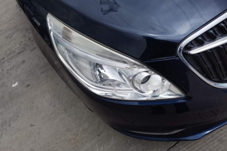 Used Buick GL8 2017 25S Prestige Version China V Standard Right Front Headlight