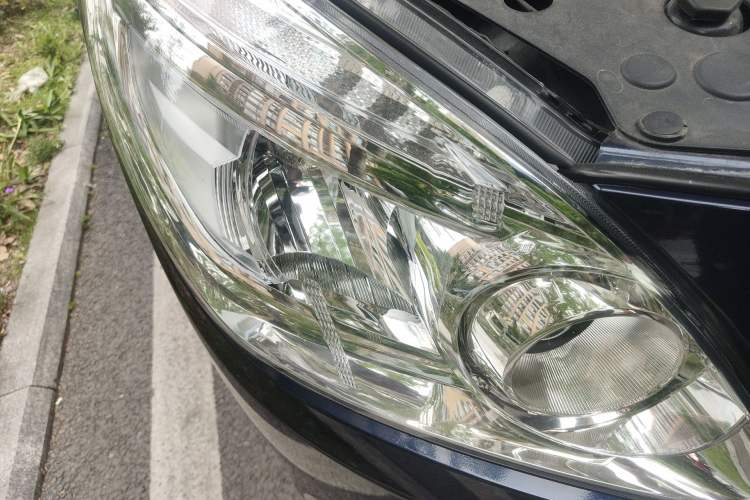 Used Buick GL8 2017 25S Prestige Version China V Standard Right Front Headlight