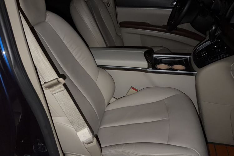 Used Buick GL8 2017 25S Luxury Version China V Standard Right Front Seat
