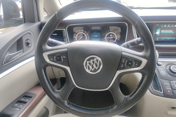 Used Buick GL8 2017 25S Luxury Version China V Standard Steering Wheel