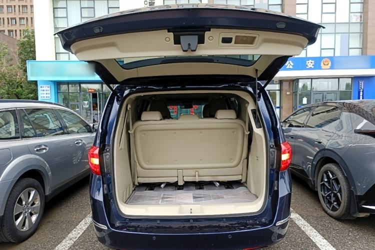 Used Buick GL8 2017 25S Prestige Version China V Standard Trunk