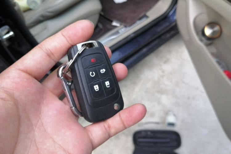 Used Buick GL8 2017 25S Prestige Version China V Standard Vehicle Key