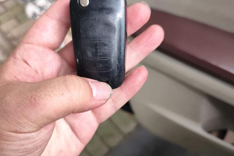 Used Buick GL8 2017 25S Luxury Version China V Standard Vehicle Key