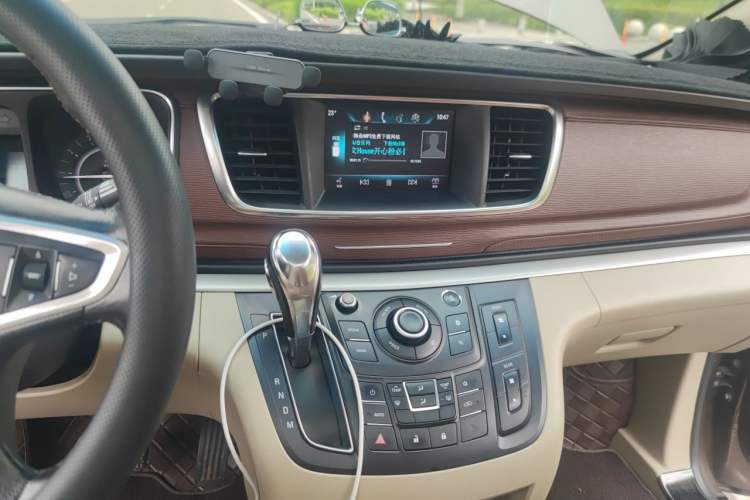 Used Buick GL8 2017 25S Luxury Version China V Standard Audio And AC Panel
