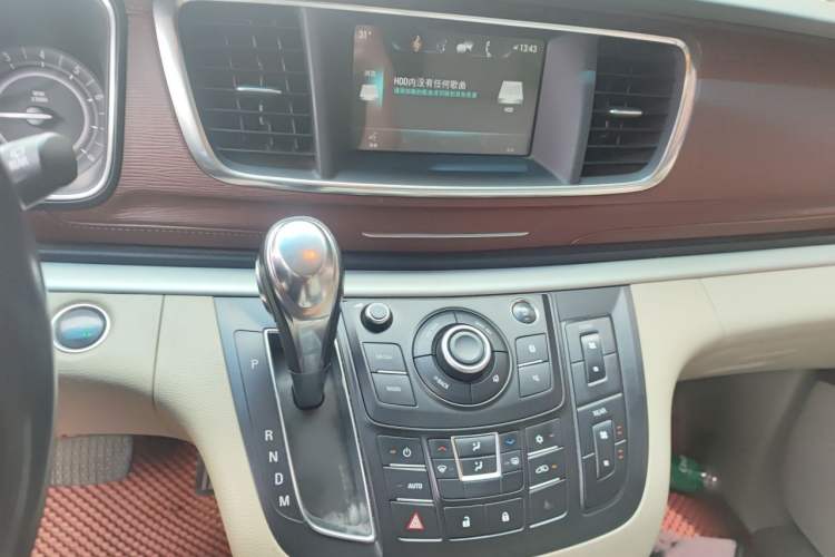 Used Buick GL8 2017 25S Comfort Version China V Standard Audio And AC Panel
